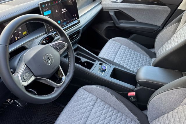 2026 Volkswagen Tiguan 2.0T S