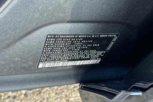 2026 Volkswagen Tiguan 2.0T SE R-Line Black 2026 Volkswagen Tiguan 2.0T SE R-Line Black