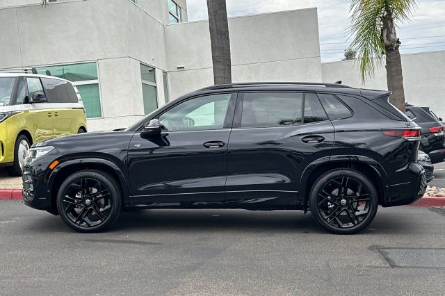 2026 Volkswagen Tiguan 2.0T SE R-Line Black 2026 Volkswagen Tiguan 2.0T SE R-Line Black