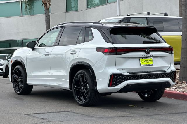 2026 Volkswagen Tiguan 2.0T SE R-Line Black 2026 Volkswagen Tiguan 2.0T SE R-Line Black