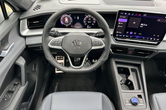 2026 Volkswagen Tiguan 2.0T SE R-Line Black 2026 Volkswagen Tiguan 2.0T SE R-Line Black