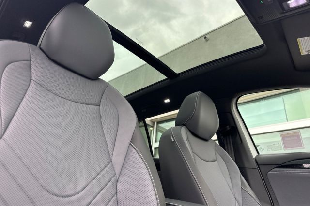 2026 Volkswagen Tiguan 2.0T SE R-Line Black 2026 Volkswagen Tiguan 2.0T SE R-Line Black