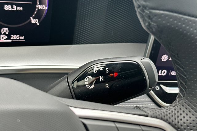 2026 Volkswagen Tiguan 2.0T SE R-Line Black 2026 Volkswagen Tiguan 2.0T SE R-Line Black