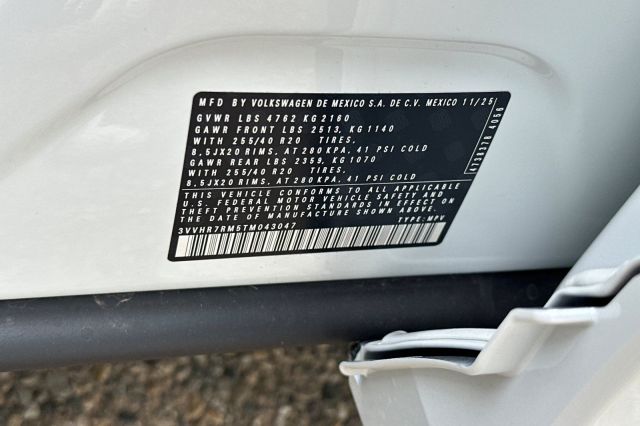 2026 Volkswagen Tiguan 2.0T SE R-Line Black 2026 Volkswagen Tiguan 2.0T SE R-Line Black