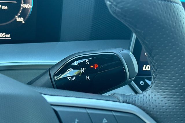 2026 Volkswagen Tiguan 2.0T SE R-Line Black 2026 Volkswagen Tiguan 2.0T SE R-Line Black