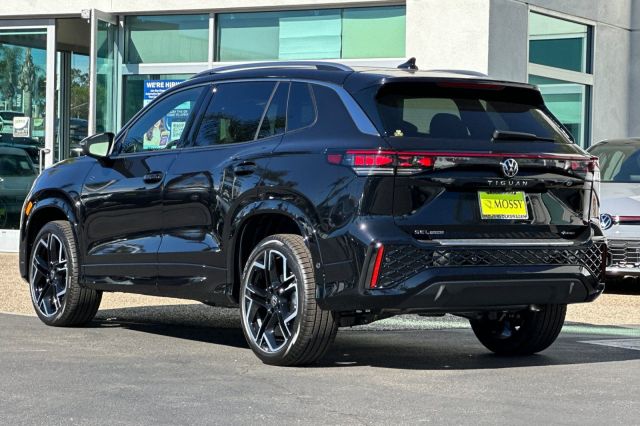 2026 Volkswagen Tiguan 2.0T SEL R-Line Turbo