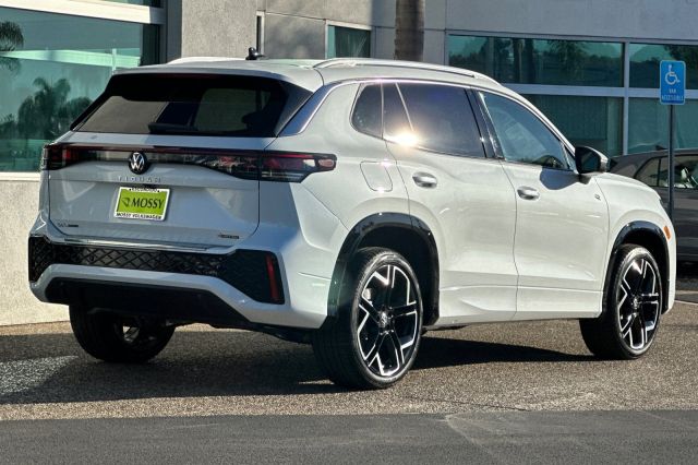 2026 Volkswagen Tiguan 2.0T SEL R-Line 2026 Volkswagen Tiguan 2.0T SEL R-Line