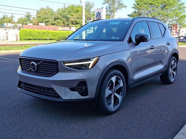 2026 Volvo XC40 Plus