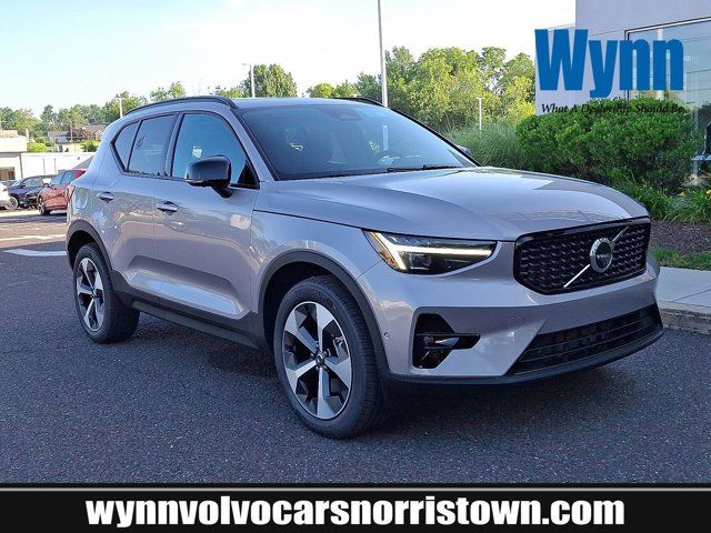 2026 Volvo XC40 Plus