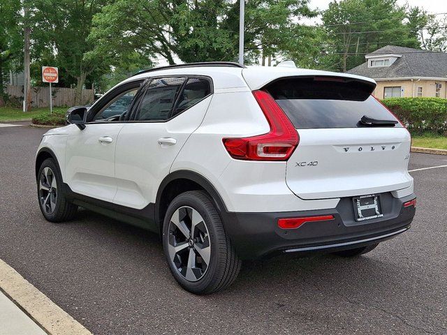 2026 Volvo XC40 Plus