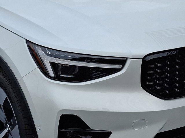 2026 Volvo XC40 Plus