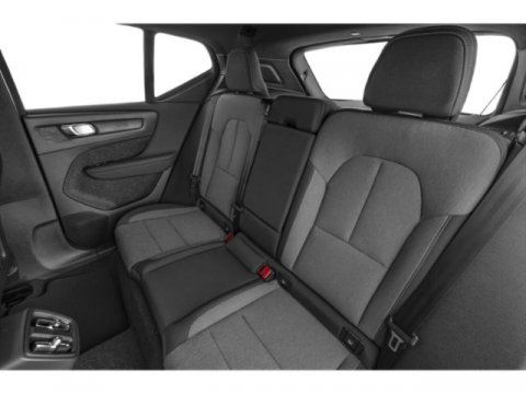 2026 Volvo XC40 Plus