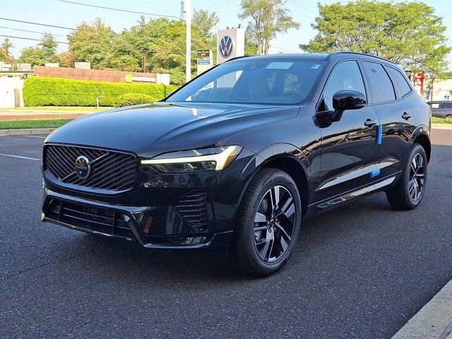 2026 Volvo XC60 Plus