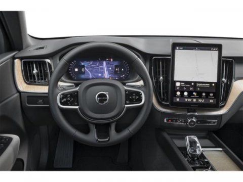 2026 Volvo XC60 Plus