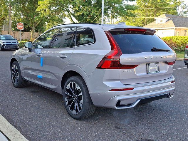 2026 Volvo XC60 Plus