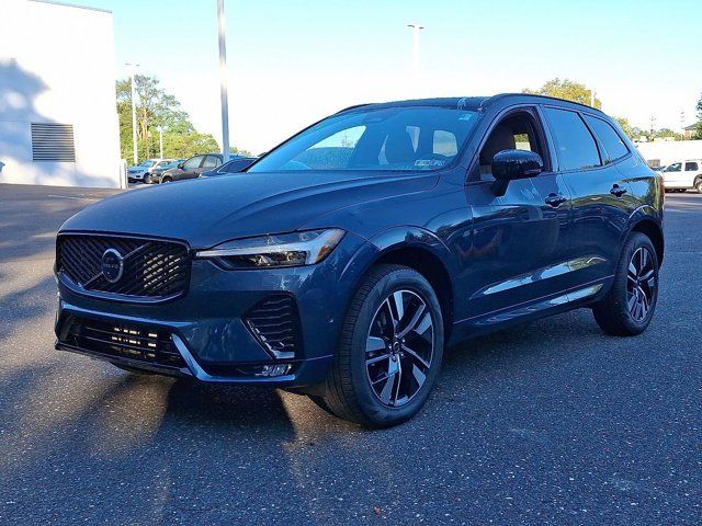 2026 Volvo XC60 Plus