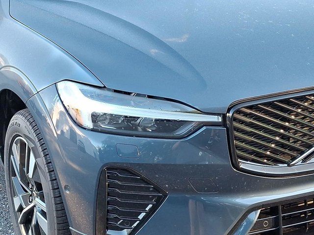 2026 Volvo XC60 Plus