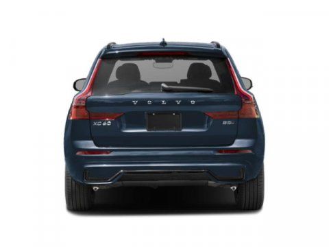 2026 Volvo XC60 Plus