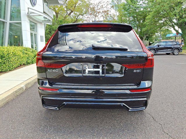 2026 Volvo XC60 Plus