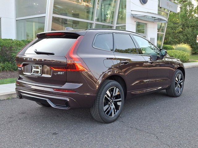 2026 Volvo XC60 Plus