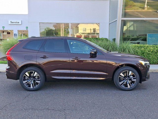 2026 Volvo XC60 Plus