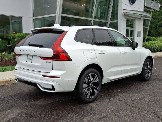 2026 Volvo XC60 Plus