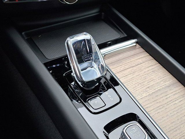 2026 Volvo XC60 Core