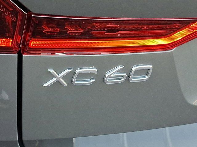 2026 Volvo XC60 Plug-In Hybrid Ultra