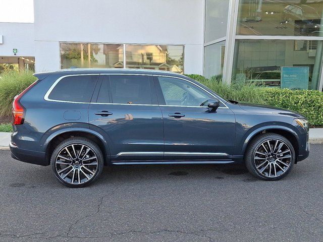 2026 Volvo XC90 Plus