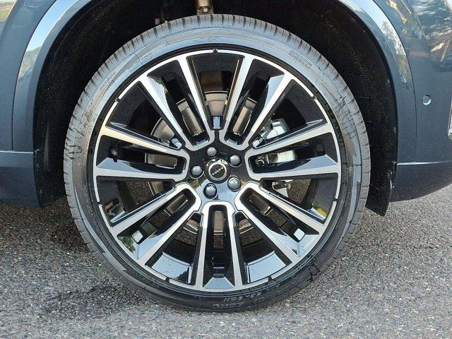 2026 Volvo XC90 Plus