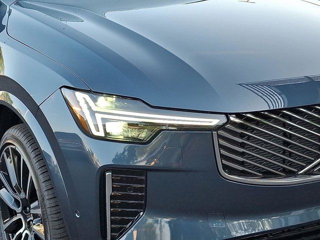 2026 Volvo XC90 Plus