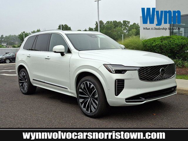 2026 Volvo XC90 Plus