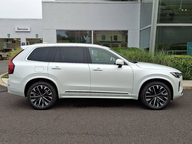 2026 Volvo XC90 Plus