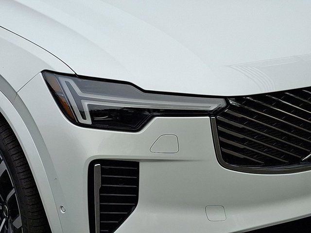 2026 Volvo XC90 Plus