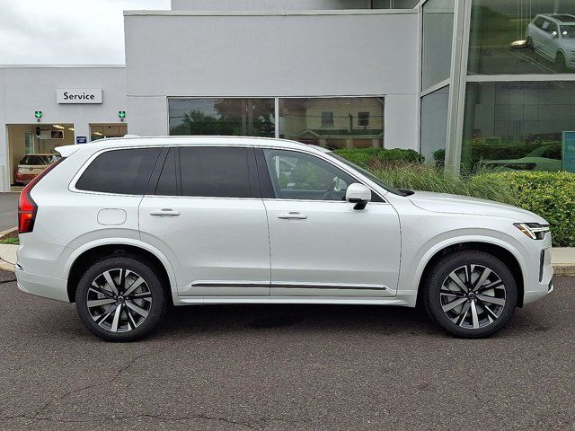 2026 Volvo XC90 Core