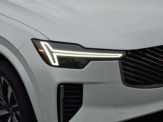2026 Volvo XC90 Core