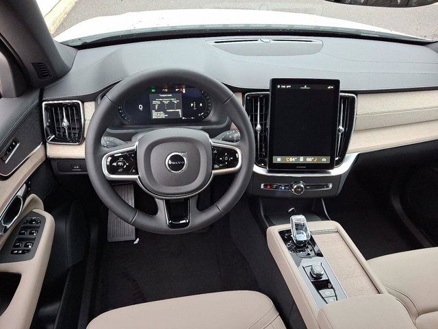 2026 Volvo XC90 Core