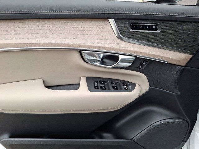 2026 Volvo XC90 Core