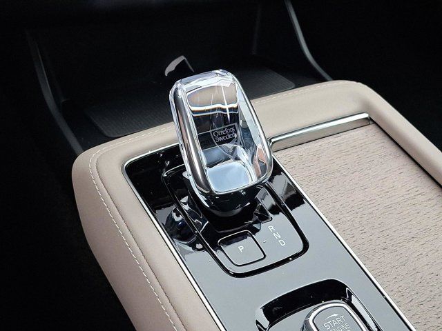 2026 Volvo XC90 Core