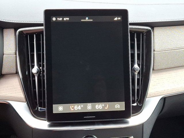 2026 Volvo XC90 Core