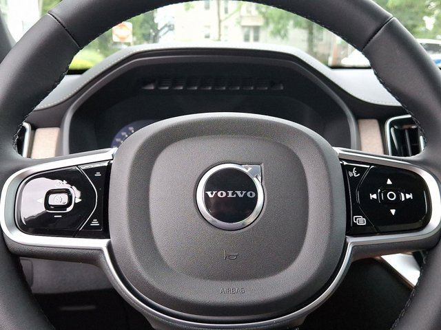 2026 Volvo XC90 Core