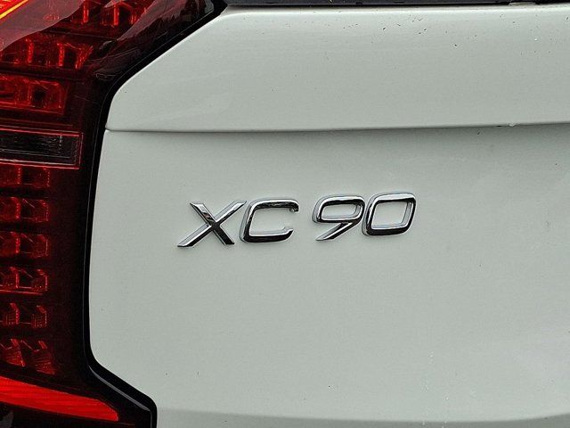 2026 Volvo XC90 Core