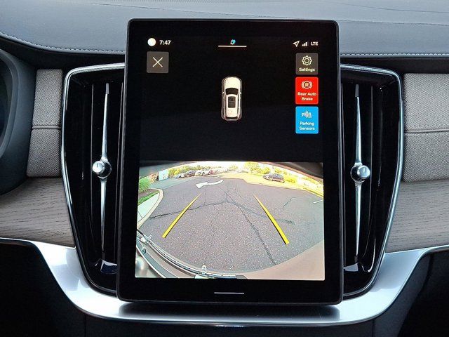 2026 Volvo XC90 Core