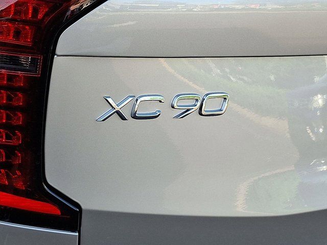 2026 Volvo XC90 Core