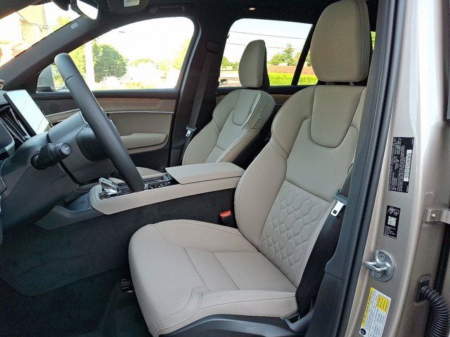 2026 Volvo XC90 Core