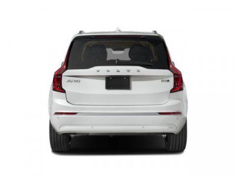 2026 Volvo XC90 Core