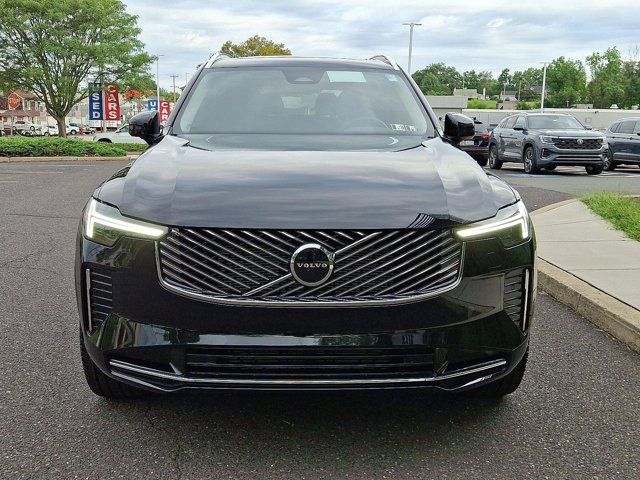 2026 Volvo XC90 Core