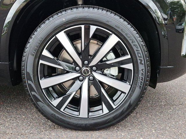 2026 Volvo XC90 Core