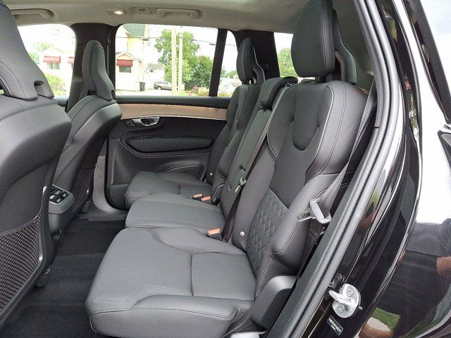 2026 Volvo XC90 Core