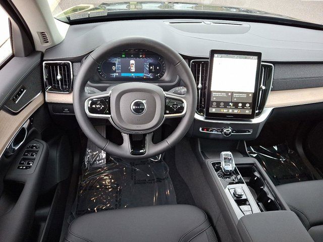 2026 Volvo XC90 Core